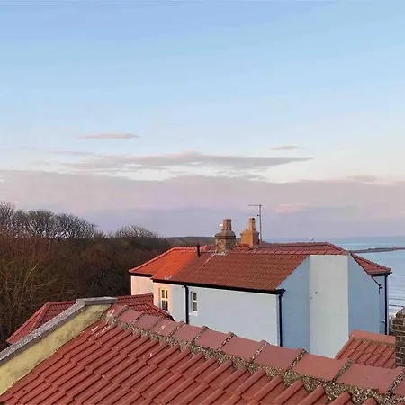 Lilly's Cottage, Filey, Sleeps 8 * פילי