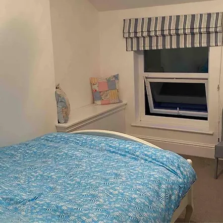 Lilly's Cottage, Filey, Sleeps 8 بيت للعطل Filey